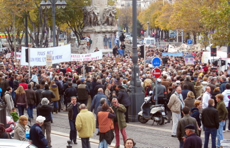 Beginning of anti same-sex marriage demonstration Marseille