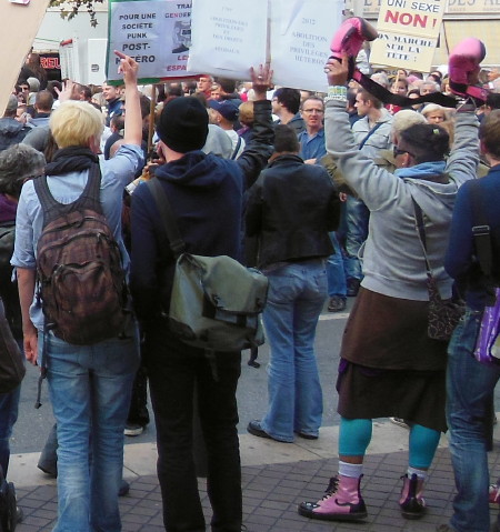 A small counter-demonstration to an anti same-sex marriage demonstration Marseille